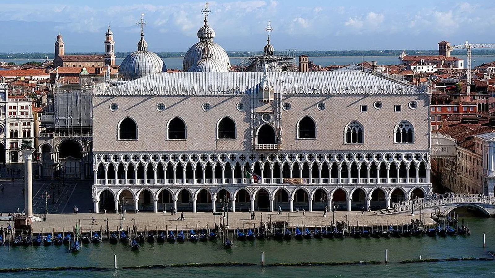 Domus dei Fabbri — due appartamenti a Venezia, a 200 m da Piazza San Marco, 